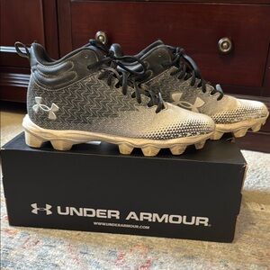 Under Armour Kids Black and Gray Cleats